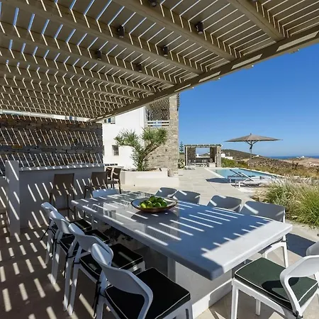 Villa Atlas, In The Outskirts Of Naousa